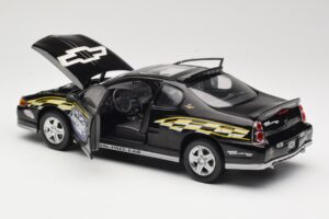 Chevrolet Monte Carlo SS Official Pace Car 2000 Sun Star 1:18 1988 Metal - imagem 5 de 8