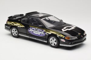 Chevrolet Monte Carlo SS Official Pace Car 2000 Sun Star 1:18 1988 Metal - imagem 6 de 8