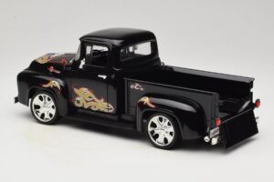 Chevrolet Old School Cody Project Truck & Chopper Set Joyride 1:18 33911 Metal - imagem 7 de 8