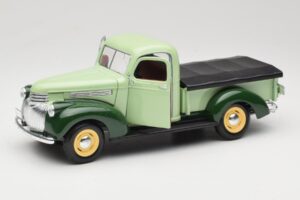 Chevrolet Pickup Verde Solido 1:18 8063 Metal - imagem 2 de 8
