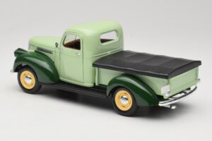 Chevrolet Pickup Verde Solido 1:18 8063 Metal - imagem 7 de 8