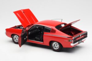Chrysler Charger E49 Vermelho AUTOart 1:18 71505 Metal - imagem 5 de 8