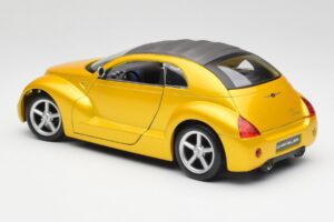 Chrysler Pronto Cruizer Dourado Maisto 1:18 37800 Metal - imagem 7 de 8