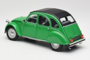 Citroen 2CV Bamboo Verde Minichamps 1:18 150111502 Metal - imagem 7 de 8