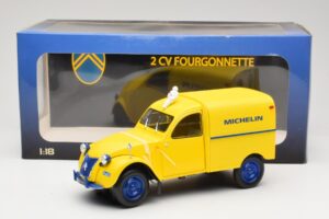 Citroen 2CV Fourgonnette Michelin Bibendum Norev 1:18 181502 Metal - imagem 6 de 6