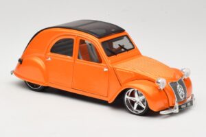 Citroen 2CV Laranja Maisto 1:18 31321 Metal - imagem 6 de 8