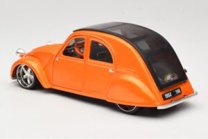 Citroen 2CV Laranja Maisto 1:18 31321 Metal - imagem 7 de 8