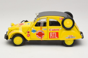 Citroen 2CV Rally Amarelo Maisto 1:18 56032 Metal - imagem 3 de 6