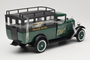 Citroen C4 F Palace Hotel Verde Solido 1:18 118303-00 Metal - imagem 2 de 6