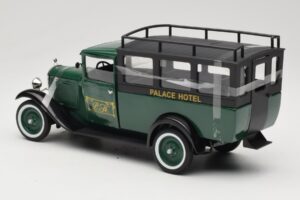Citroen C4 F Palace Hotel Verde Solido 1:18 118303-00 Metal - imagem 5 de 6