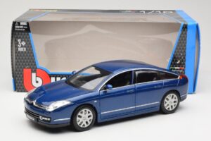 Citroen C6 Azul Bburago 1:18 18-12073 Metal - imagem 8 de 8