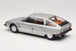 Citroen CX 2200 Pallas Largentiere Grey Norev 1:18 181810 Metal - imagem 7 de 8