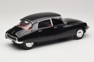 Citroen DS Special Preto Dickie Solido 1:18 S1800708 Metal - imagem 3 de 8