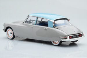 Citroen DS 19 Cinzento Norev 1:18 181763 Metal - imagem 5 de 6