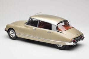 Citroen DS 23 Pallas Bege Norev 1:12 121730 Metal - imagem 5 de 6