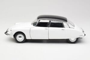 Citroen DS Berline Blanc Meije Solido 1:18 8033 Metal - imagem 4 de 8