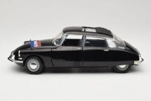 Citroen DS Presidentielle Cinzento Solido 1:18 8035 Metal - imagem 4 de 8