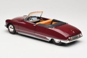 Citroen DS19 Cabriolet Bordeaux Norev 1:18 181561 Metal - imagem 7 de 8