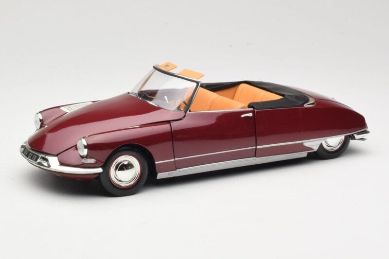 Citroen DS19 Cabriolet Bordeaux Norev 1:18 181561 Metal