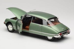 Citroen DS23 Pallas Verde Norev 1:18 181570 Metal - imagem 5 de 8