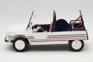 Citroen Mehari Azul Branco Vermelho Norev 1:18 181805 Metal - imagem 4 de 7
