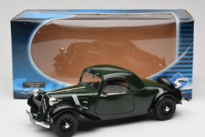 Citroen Traction Avant 11 Coupe Verde Solido 1:18 8179 Metal - imagem 8 de 8