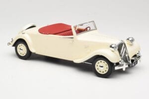 Citroen Traction Avant 11B Cabriolet Creme Norev 1:18 181440 Metal - imagem 4 de 6