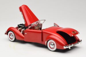 Cord 812 Cabriolet Vermelho American Muscle 1:18 32158 Metal - imagem 5 de 8