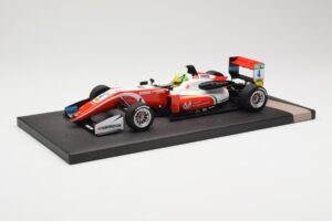 Dallara Mercedes F317 #4 M. Schumacher Prema Theodore Racing European F3 Champion 2018 Minichamps 1:18 517181804 Metal - imagem 2 de 6