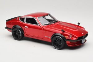 Datsun 240Z S30 Vermelho Maisto 1:18 32611 Metal - imagem 6 de 8