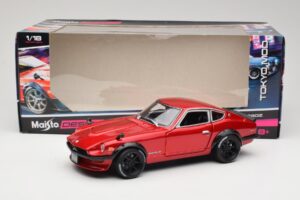 Datsun 240Z S30 Vermelho Maisto 1:18 32611 Metal - imagem 8 de 8