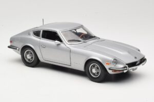 Datsun 240Z S30 Prata Sun Star 1:18 3503 Metal - imagem 6 de 8