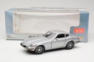 Datsun 240Z S30 Prata Sun Star 1:18 3503 Metal - imagem 8 de 8