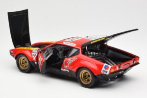 De Tomaso Pantera #32 Jaquemin / Deprez 24 Hours of Le Mans 1972 Kyosho 1:18 08855B Metal - imagem 5 de 8