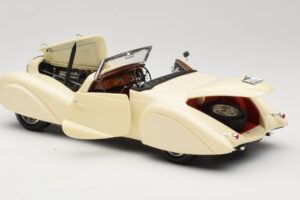 Delahaye Cabriolet Creme Guiloy 1:18 68580 Metal - imagem 5 de 8
