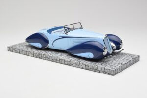 Delahaye Type 135-M Cabriolet Mullin Museum Minichamps 1:18 107116160 Metal - imagem 6 de 6