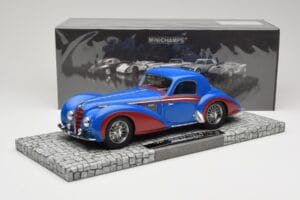 Delahaye Type 145 V12 Coupe Azul Vermelho Minichamps 1:18 107116121 Resina - imagem 6 de 6