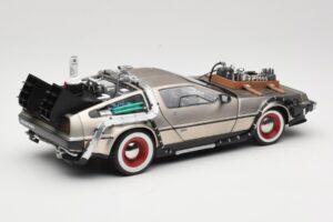 DeLorean DMC-12 Back to the Future Part III Sun Star 1:18 2712 Metal - imagem 3 de 8