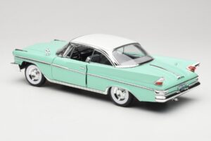 DeSoto Adventurer Verde Road Signature 1:18 92738-R1 Metal - imagem 7 de 8