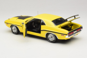 Dodge Challenger R/T NCIS TV Series Car Greenlight 1:18 12845 Metal - imagem 5 de 8
