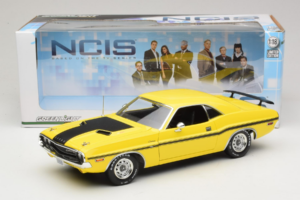Dodge Challenger R/T NCIS TV Series Car Greenlight 1:18 12845 Metal - imagem 8 de 8