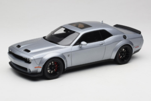 Dodge Challenger SRT Hellcat Redeye Prata GT Spirit 1:18 GT226 Resina
