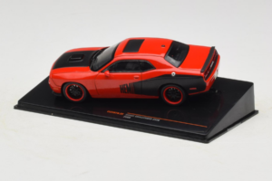 Dodge Challenger SRT8 Vermelho IXO 1:43 CLC597N Metal - imagem 3 de 4