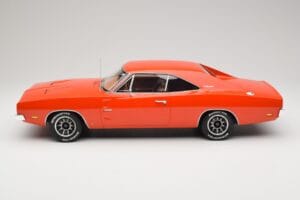 Dodge Charger Hemi Laranja Otto 1:12 G060 Resina - imagem 3 de 6