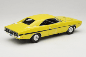 Dodge Charger R/T Amarelo Dirty Mary Crazy Larry Auto World 1:18 AWSS101/06 Metal - imagem 3 de 8