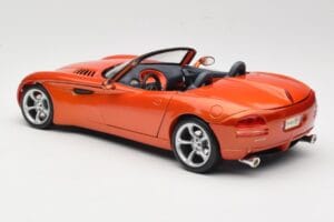 Dodge Concept Vehicle Laranja Maisto 1:18 50323 Metal - imagem 7 de 8