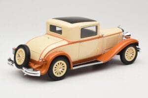 Dodge Eight DG Coupe Bege BoS Models 1:18 BOS289 Resina - imagem 2 de 6