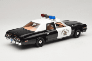 Dodge Monaco Highway Patrol CHiPS Auto World 1:18 AWSS112/06 Metal - imagem 3 de 8