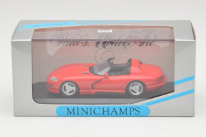 Dodge Viper RT/10 Cabriolet Vermelho Minichamps 1:43 430144032 Metal - imagem 4 de 4