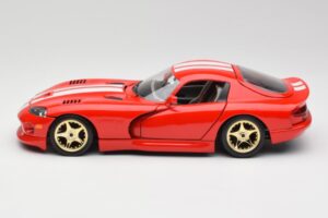 Dodge Viper GTS Vermelho Bburago 1:18 3075 Metal - imagem 4 de 8